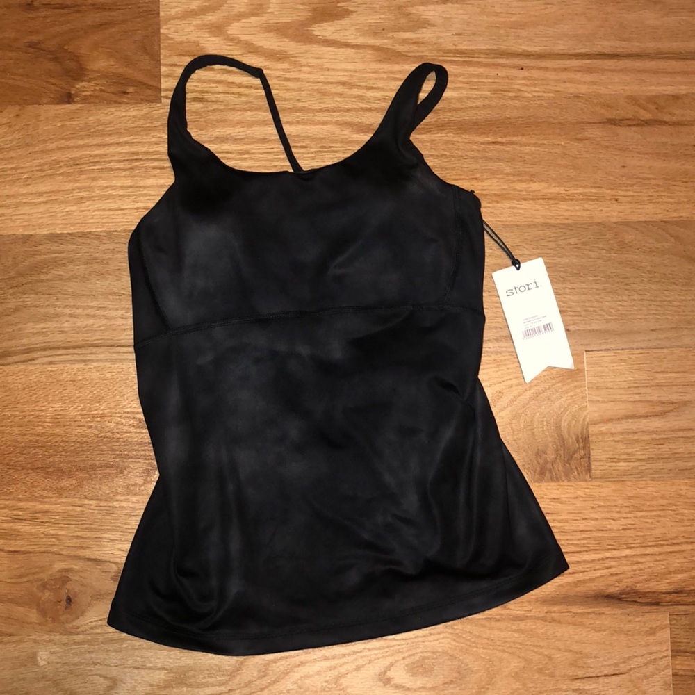 BNWT STORI Redemption shelf tank
